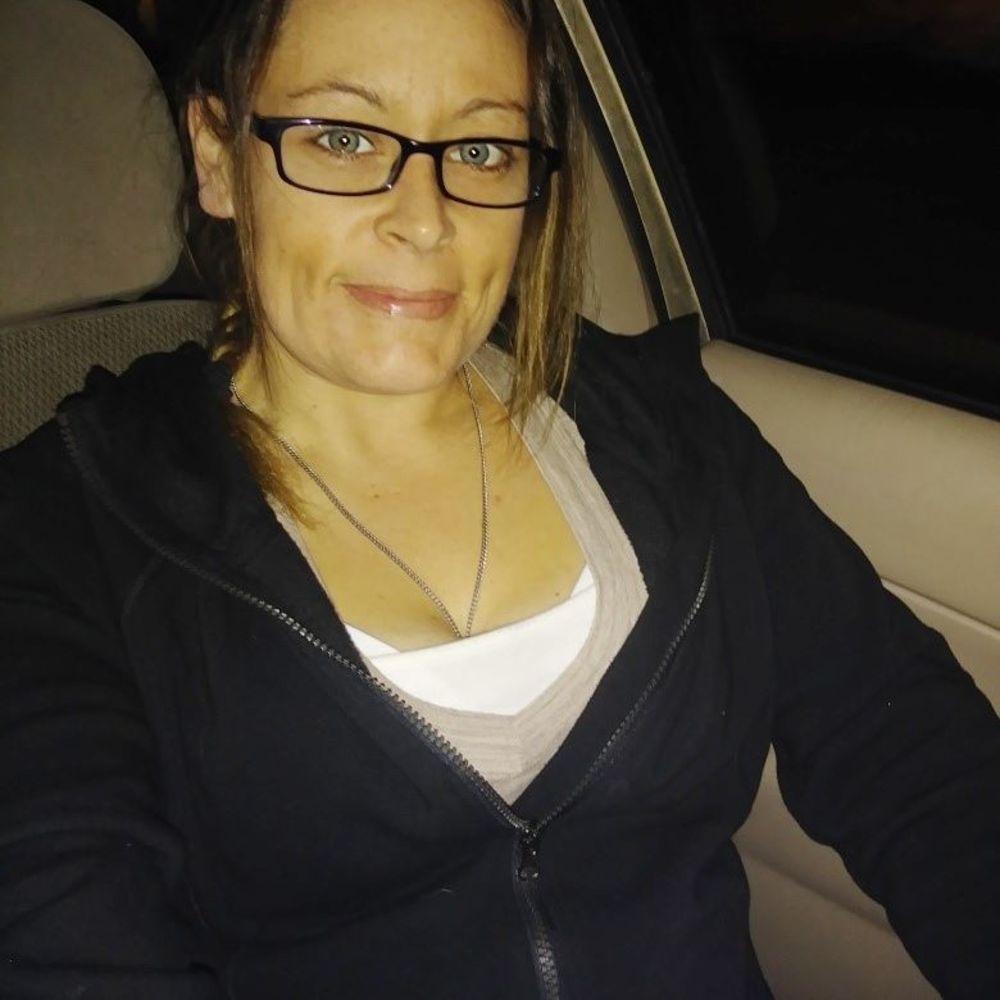 Meet your Posher, Julina